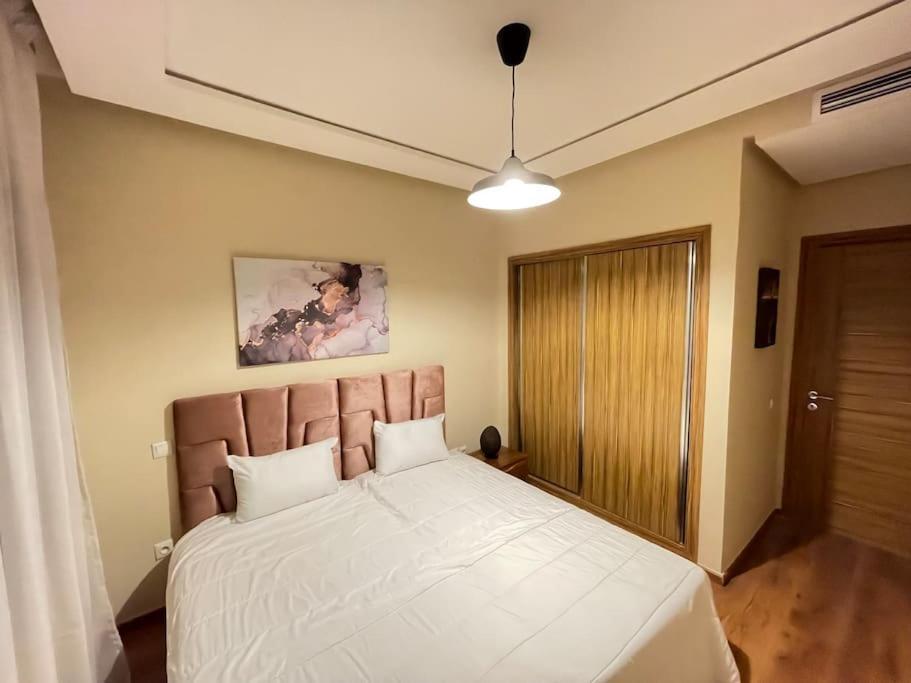 Appartamento Chic & Cosy Flat Near Airport Lockbox Fast Wifi Nouaceur Esterno foto